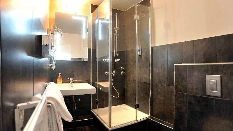St.Joseph Hotel Hamburg - Reeperbahn St.Pauli Kiez 3*,  Tyskland